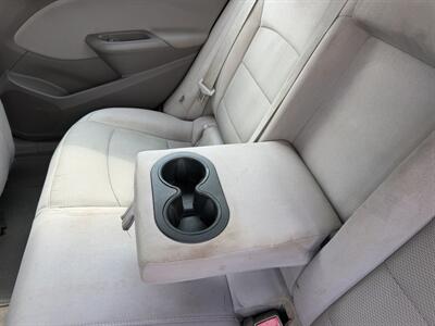 2017 Chevrolet Cruze LT Auto   - Photo 15 - Terre Haute, IN 47804