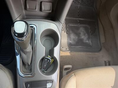2017 Chevrolet Cruze LT Auto   - Photo 27 - Terre Haute, IN 47804