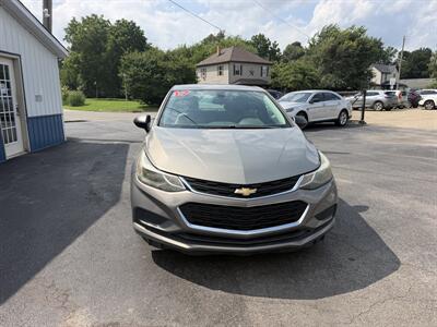 2017 Chevrolet Cruze LT Auto   - Photo 7 - Terre Haute, IN 47804