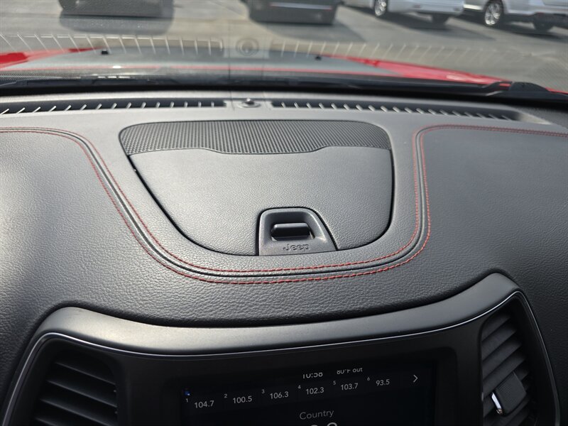 2019 Jeep Cherokee Trailhawk - Photo 23 - Terre Haute, IN 47804