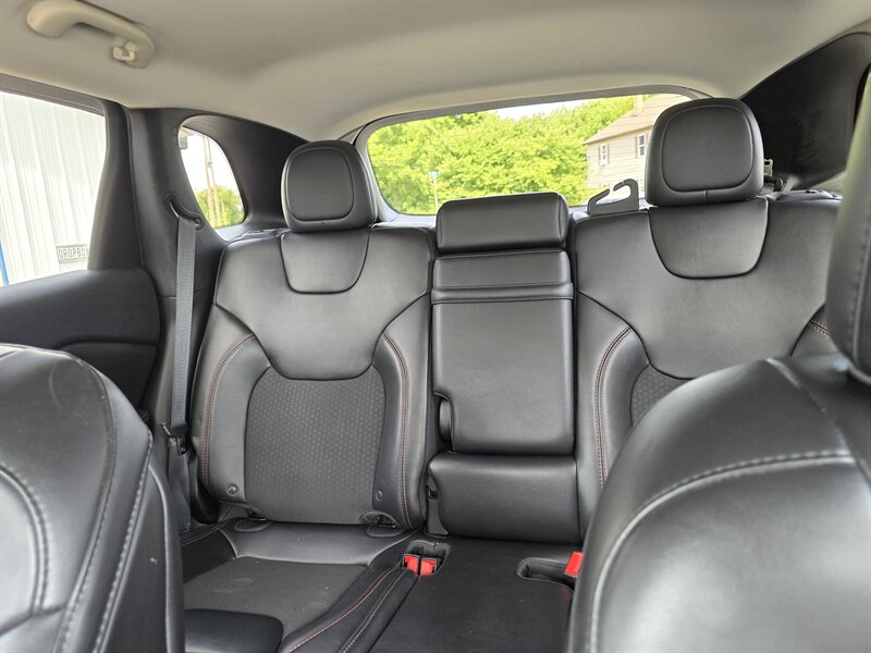 2019 Jeep Cherokee Trailhawk - Photo 32 - Terre Haute, IN 47804