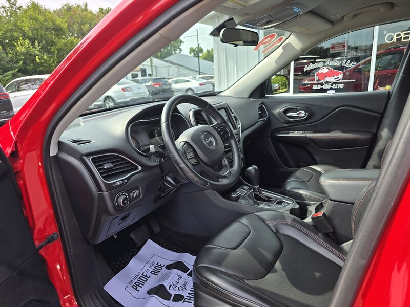 2019 Jeep Cherokee Trailhawk - Photo 15 - Terre Haute, IN 47804