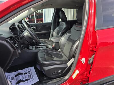 2019 Jeep Cherokee Trailhawk - Photo 16 - Terre Haute, IN 47804