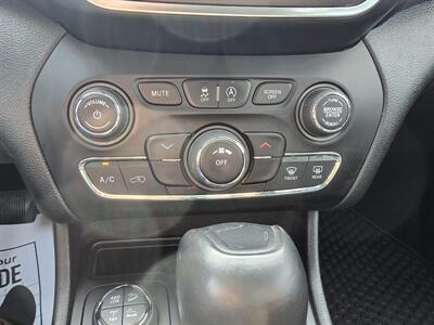 2019 Jeep Cherokee Trailhawk - Photo 26 - Terre Haute, IN 47804