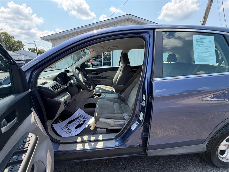2014 Honda CR-V LX - Photo 10 - Terre Haute, IN 47804