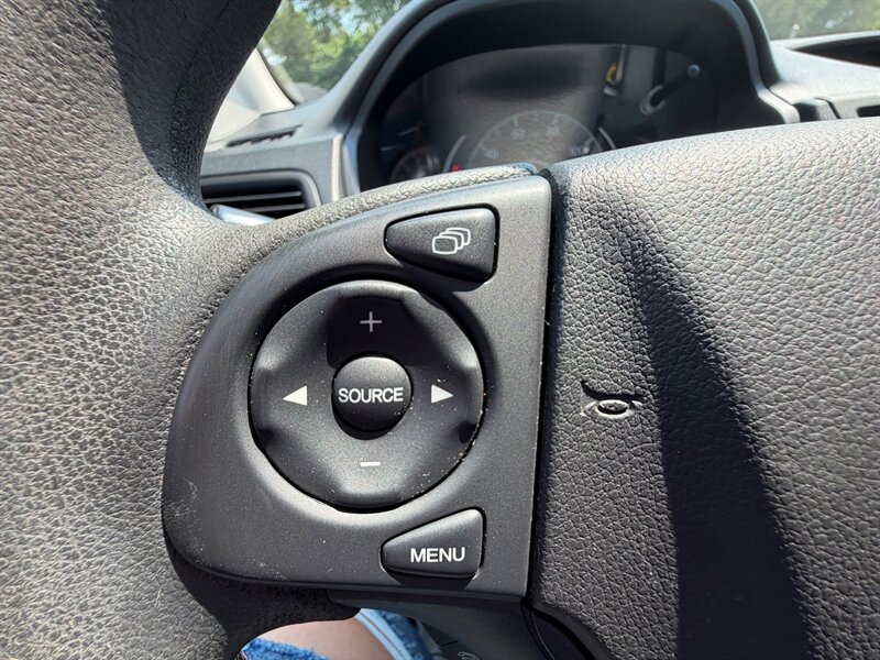 2014 Honda CR-V LX - Photo 20 - Terre Haute, IN 47804