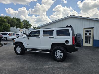 2009 Hummer H3   - Photo 5 - Terre Haute, IN 47804