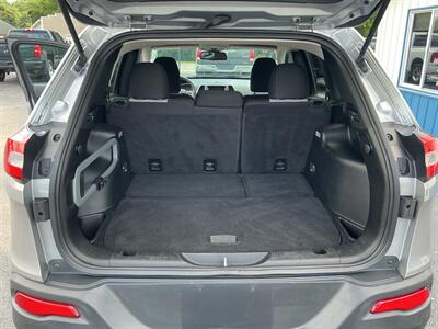 2014 Jeep Cherokee Latitude   - Photo 32 - Terre Haute, IN 47804