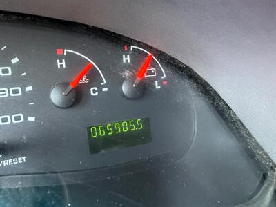 2006 Ford E-Series Van 350 XL CLUB WAGON - Photo 25 - Terre Haute, IN 47804