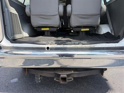 2006 Ford E-Series Van 350 XL CLUB WAGON - Photo 14 - Terre Haute, IN 47804