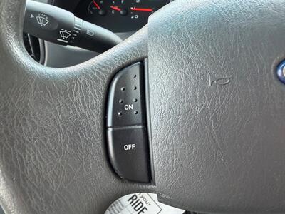 2006 Ford E-Series Van 350 XL CLUB WAGON - Photo 22 - Terre Haute, IN 47804