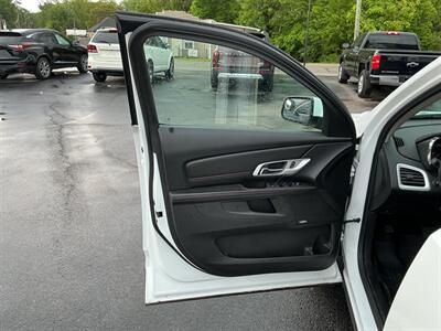 2015 GMC Terrain SLE-2 - Photo 13 - Terre Haute, IN 47804