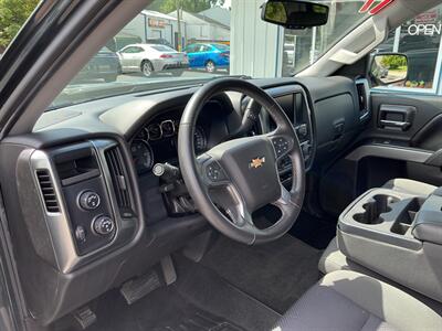 2017 Chevrolet Silverado 1500 LT Z71 - Photo 9 - Terre Haute, IN 47804