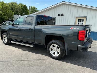 2017 Chevrolet Silverado 1500 LT Z71 - Photo 3 - Terre Haute, IN 47804