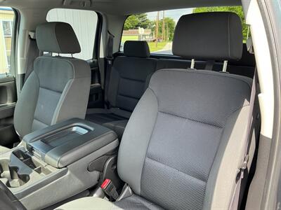 2017 Chevrolet Silverado 1500 LT Z71 - Photo 10 - Terre Haute, IN 47804