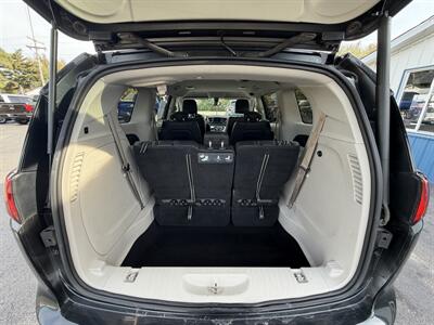 2018 Chrysler Pacifica Touring L - Photo 11 - Terre Haute, IN 47804