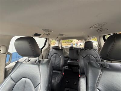 2018 Chrysler Pacifica Touring L - Photo 38 - Terre Haute, IN 47804