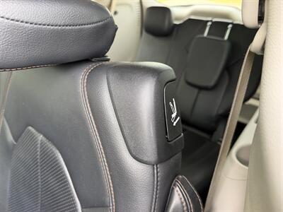 2018 Chrysler Pacifica Touring L - Photo 17 - Terre Haute, IN 47804