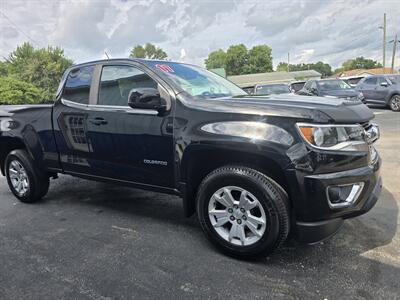 2017 Chevrolet Colorado LT   - Photo 8 - Terre Haute, IN 47804