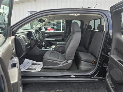 2017 Chevrolet Colorado LT   - Photo 16 - Terre Haute, IN 47804