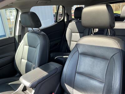 2019 GMC Acadia SLT-1 - Photo 10 - Terre Haute, IN 47804