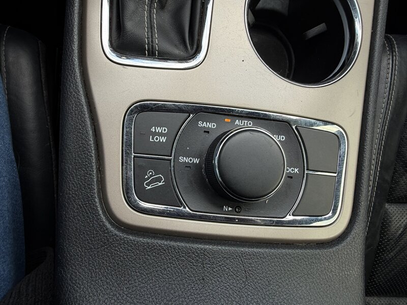 2017 Jeep Grand Cherokee Limited - Photo 34 - Terre Haute, IN 47804