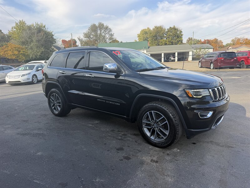 2017 Jeep Grand Cherokee Limited - Photo 6 - Terre Haute, IN 47804