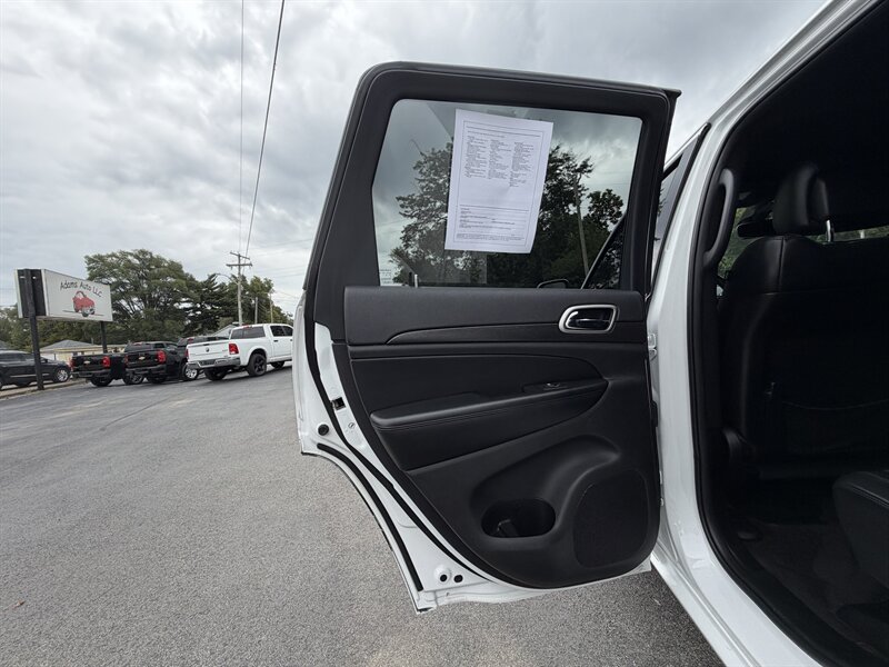 2018 Jeep Grand Cherokee Altitude - Photo 18 - Terre Haute, IN 47804