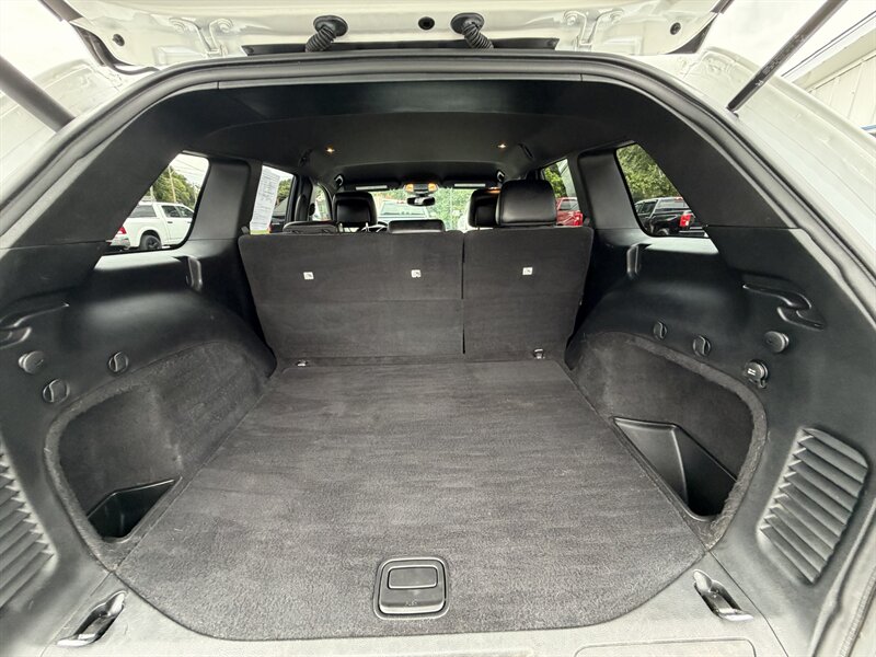 2018 Jeep Grand Cherokee Altitude - Photo 11 - Terre Haute, IN 47804