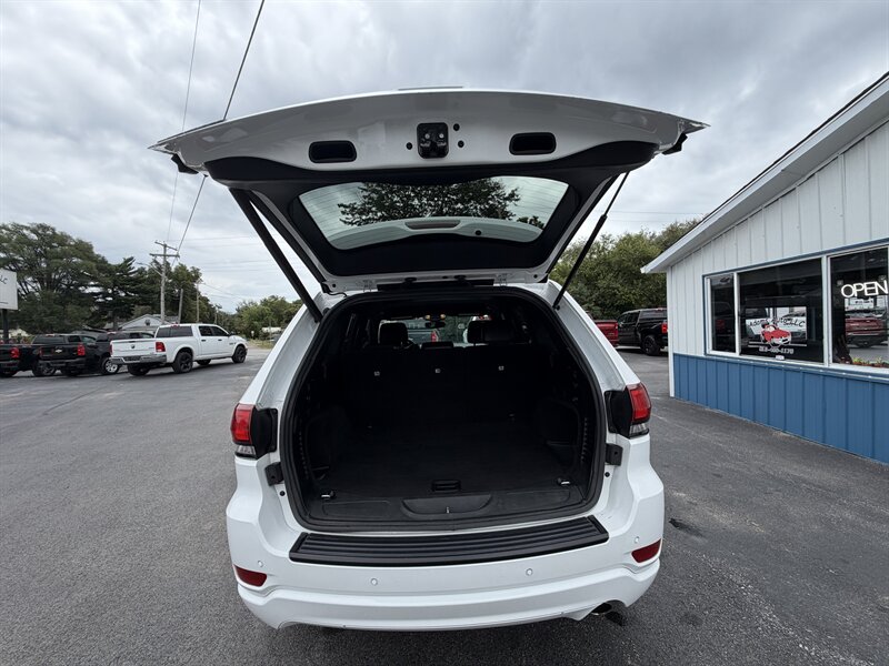 2018 Jeep Grand Cherokee Altitude - Photo 12 - Terre Haute, IN 47804