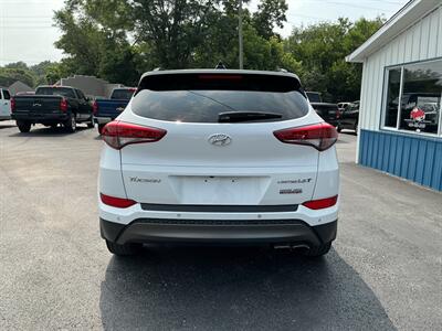 2016 Hyundai TUCSON Limited   - Photo 4 - Terre Haute, IN 47804