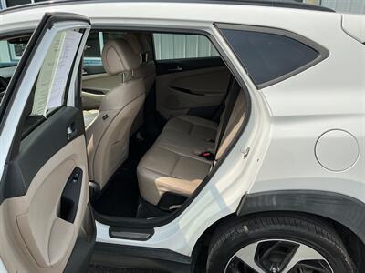 2016 Hyundai TUCSON Limited   - Photo 11 - Terre Haute, IN 47804