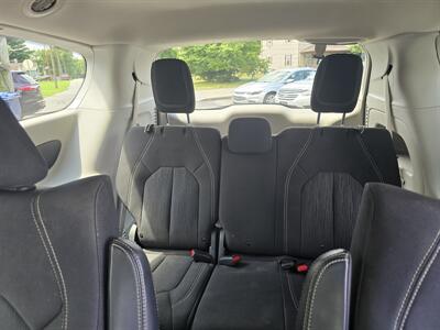 2020 Chrysler Voyager LX   - Photo 16 - Terre Haute, IN 47804