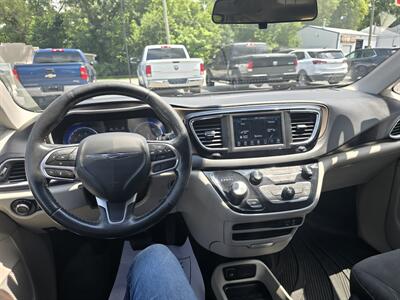 2020 Chrysler Voyager LX   - Photo 31 - Terre Haute, IN 47804