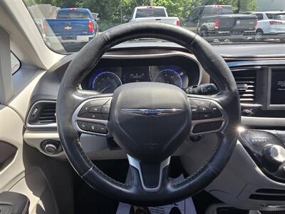 2020 Chrysler Voyager LX   - Photo 19 - Terre Haute, IN 47804