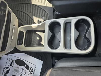 2020 Chrysler Voyager LX   - Photo 26 - Terre Haute, IN 47804