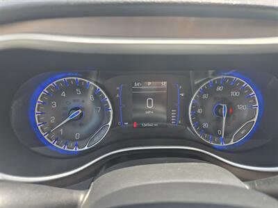 2020 Chrysler Voyager LX   - Photo 22 - Terre Haute, IN 47804