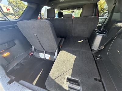 2017 Ford Explorer XLT   - Photo 15 - Terre Haute, IN 47804