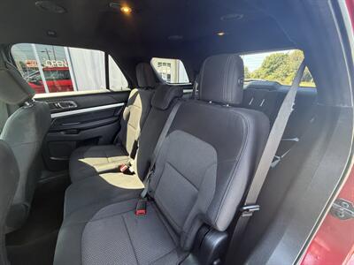 2017 Ford Explorer XLT   - Photo 18 - Terre Haute, IN 47804