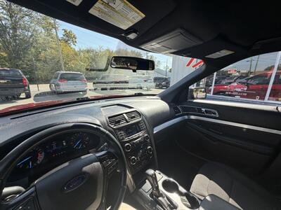 2017 Ford Explorer XLT   - Photo 23 - Terre Haute, IN 47804
