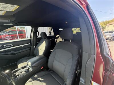 2017 Ford Explorer XLT   - Photo 22 - Terre Haute, IN 47804