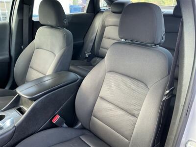 2018 Chevrolet Malibu LT - Photo 10 - Terre Haute, IN 47804