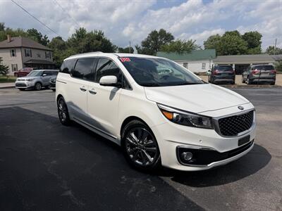 2018 Kia Sedona SXL   - Photo 3 - Terre Haute, IN 47804
