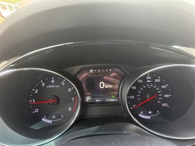 2018 Kia Sedona SXL   - Photo 31 - Terre Haute, IN 47804