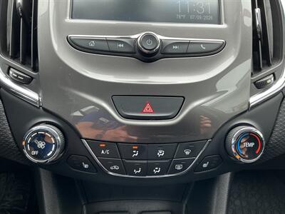 2017 Chevrolet Cruze LT Auto - Photo 25 - Terre Haute, IN 47804