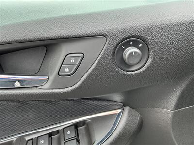 2017 Chevrolet Cruze LT Auto - Photo 15 - Terre Haute, IN 47804