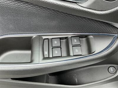 2017 Chevrolet Cruze LT Auto - Photo 16 - Terre Haute, IN 47804