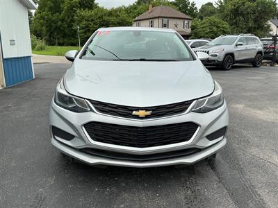 2017 Chevrolet Cruze LT Auto - Photo 7 - Terre Haute, IN 47804