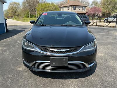 2016 Chrysler 200 Limited - Photo 6 - Terre Haute, IN 47804