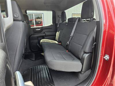 2021 Chevrolet Silverado 1500 Custom   - Photo 18 - Terre Haute, IN 47804